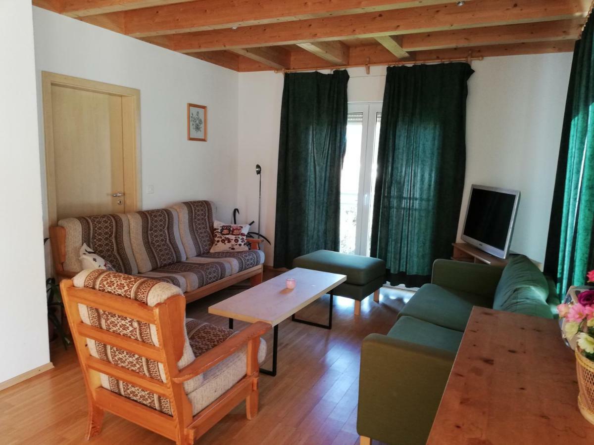 Chasa Ludwig Apartamento Scuol Exterior foto