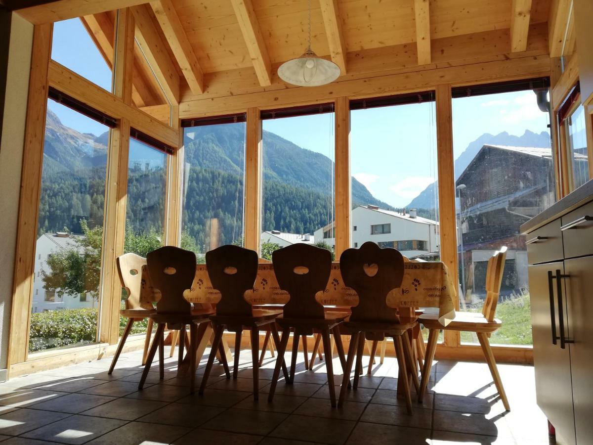Chasa Ludwig Apartamento Scuol Exterior foto